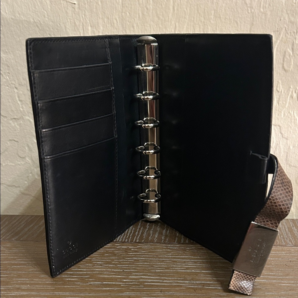 Gucci | Genuine Python Snakeskin Leather Agenda Planner - Picture 6 of 6